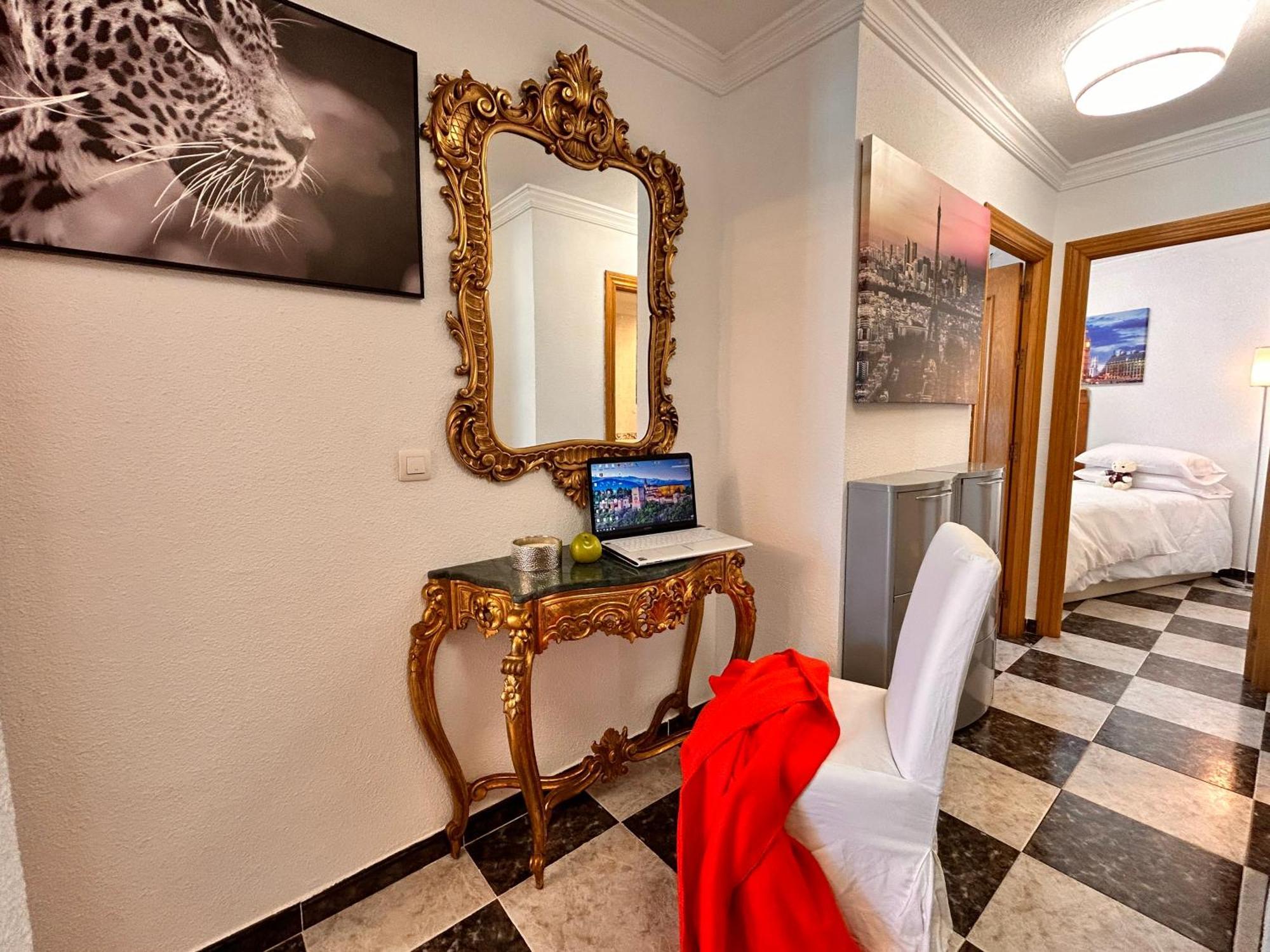 Iberos Royal Apartman La Zubia Kültér fotó