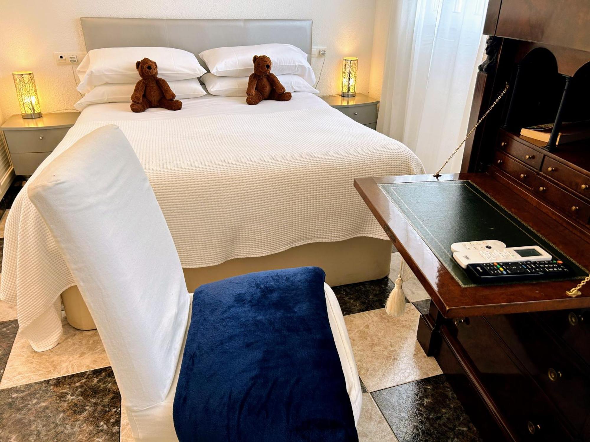 Iberos Royal Apartman La Zubia Kültér fotó